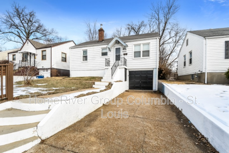 7445 Calvin Ave