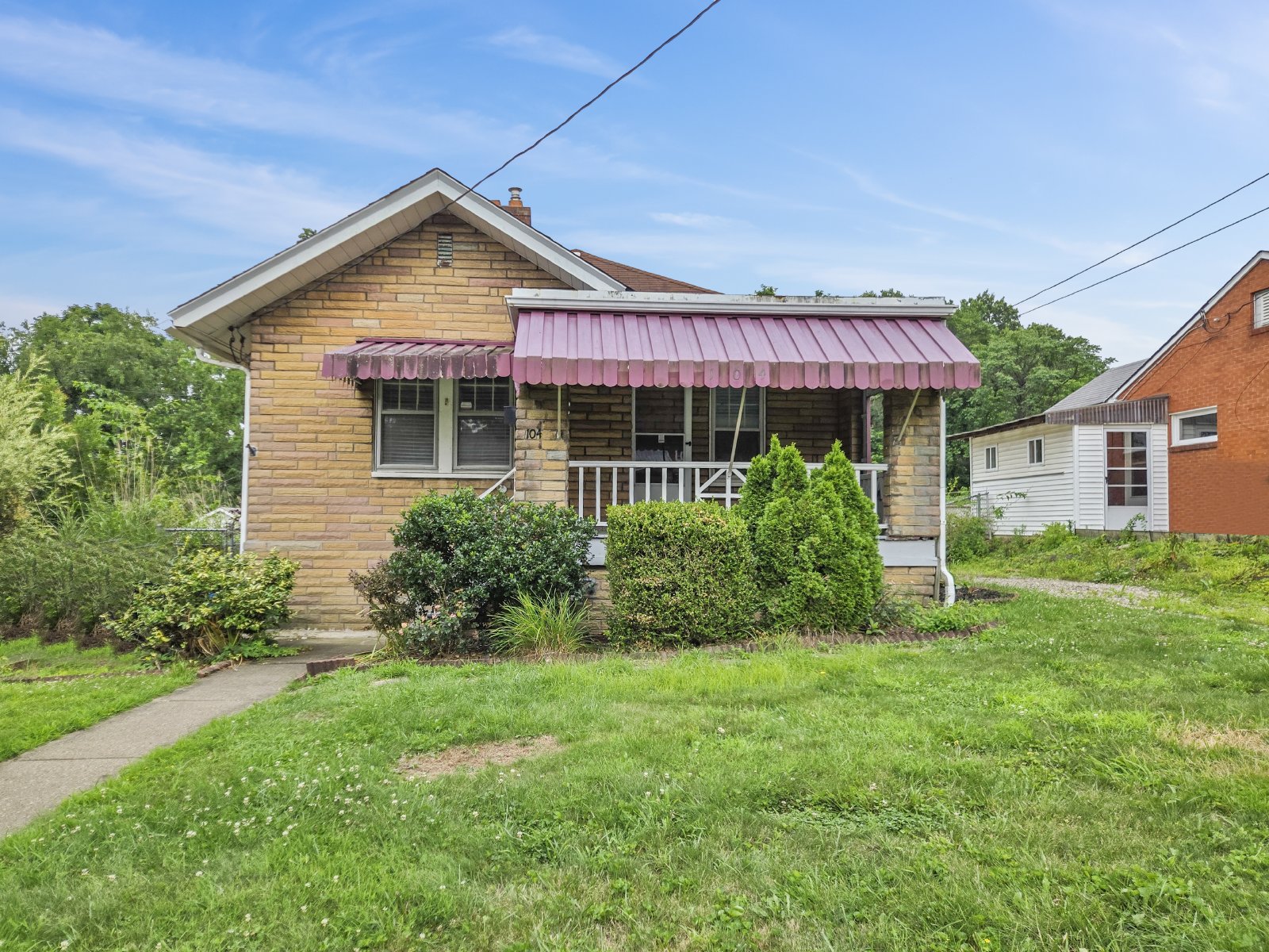 Available Now | Pets Welcome | Detached Garage | Covered Front Porch property image