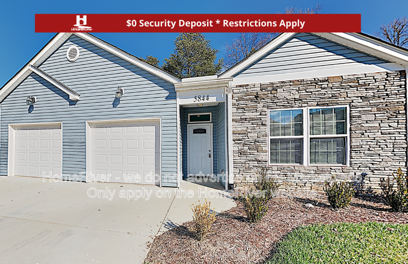 Your home awaits! 5844 Bradford Lake Ln Charlotte NC 28269 property image