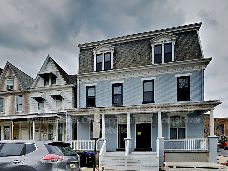 Your home awaits! 33 S 18th St Unit 2 Harrisburg PA 17104 property image