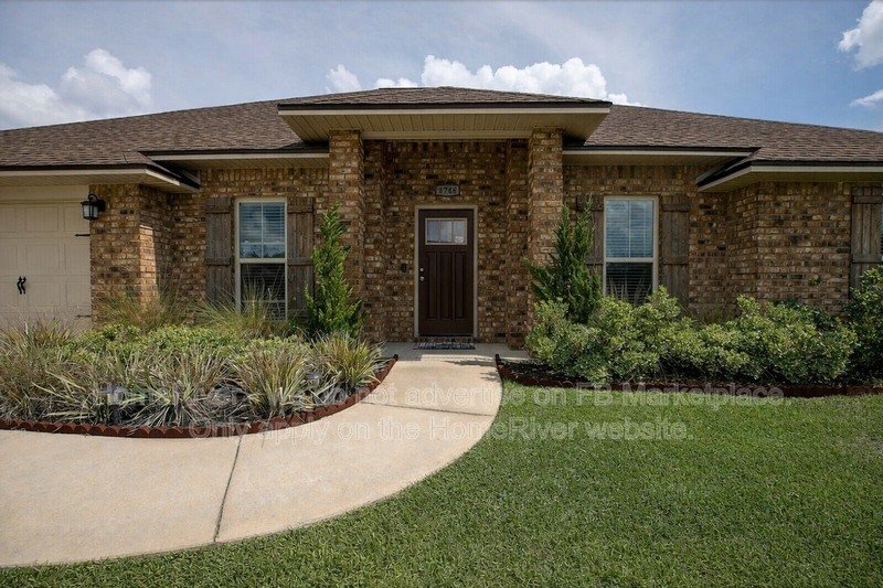 Spacious &amp;amp;amp; Modern 3BR Home - 5BD / 3BA property image