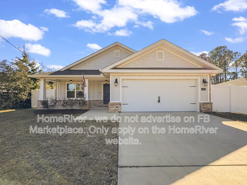 Coastal Living 3BD/ 2BA Home in Gulf Breeze property image