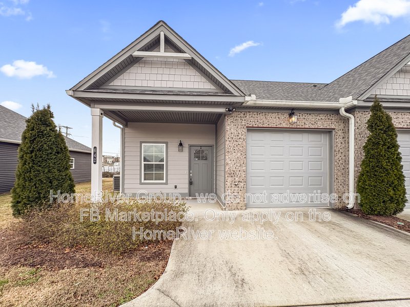 Spacious 2 Bedroom, 2.5 Bath Corner Unit with Garage in Cleveland, TN property image