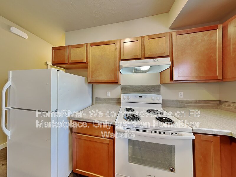 Apply Today! 918 W. Mansfield Ave. Unit D property image