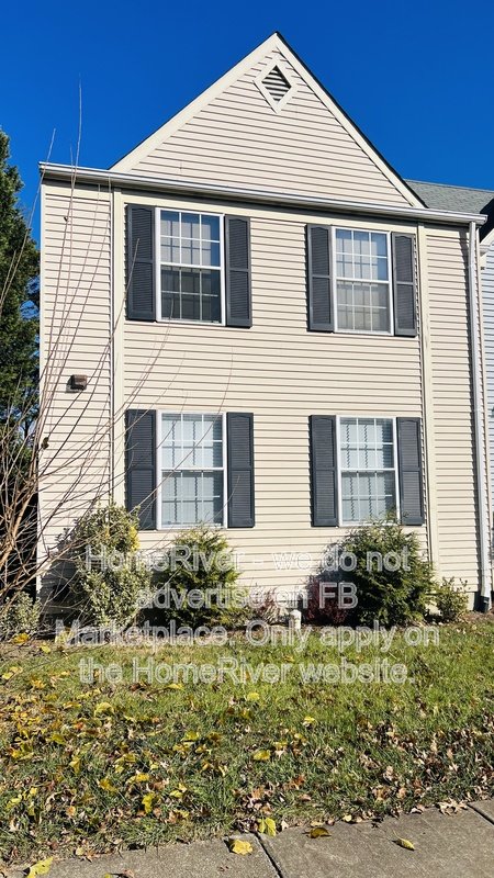 2 bedroom, 2.5 bathroom Townhouse property image