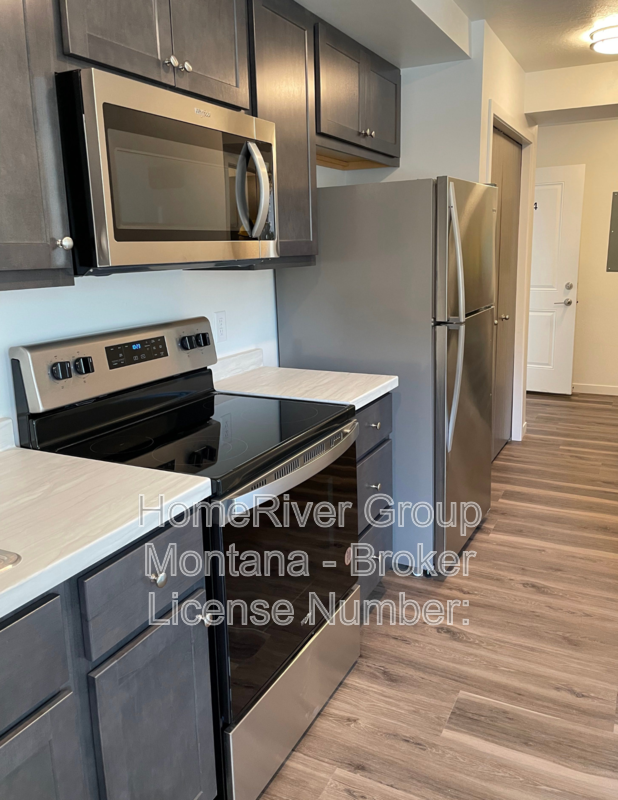 Spacious Studio at Glacier Apartments! property image