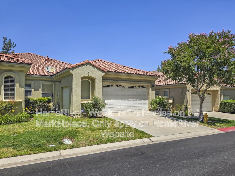 Golf Course | Washer and Dryer Included | Pet Friendly property image