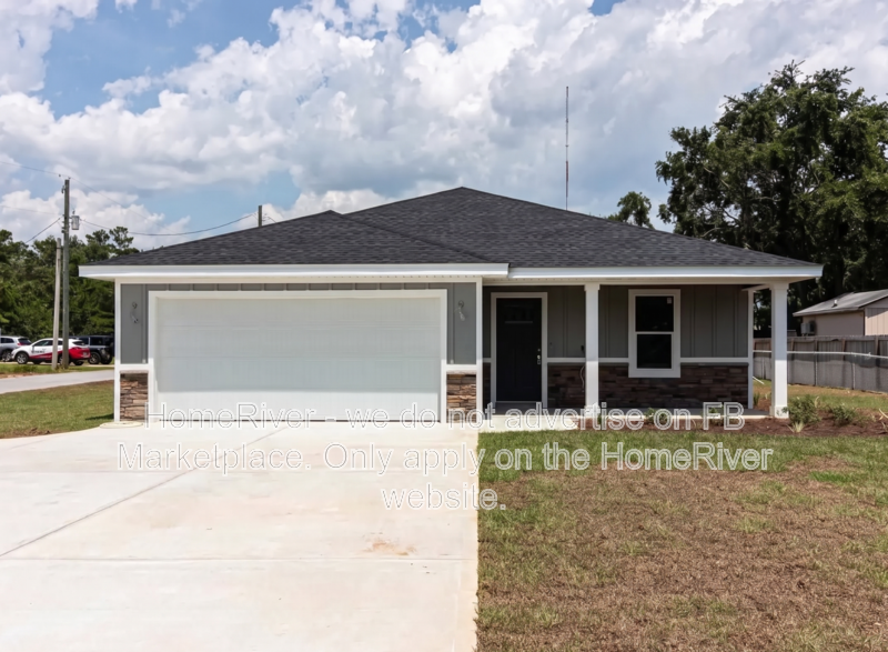 No Carpet | Granite Counters | Private Pergola property image