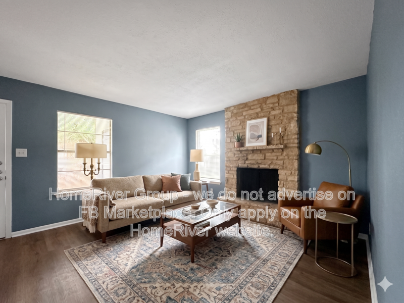 3 BR Duplex | Gas Cooktop | Fenced Yard | property image