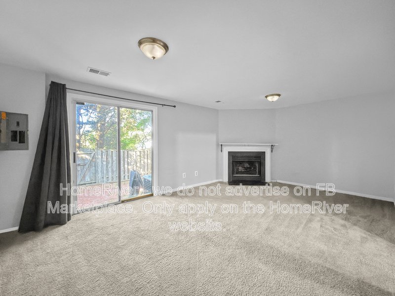 2 BD/ 2.5BA I Townhouse I I Washer and Dryer Included property image