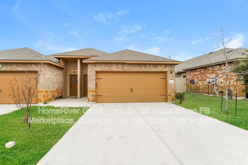 Open Floorplan | Covered Patio | Fridge Included. property image