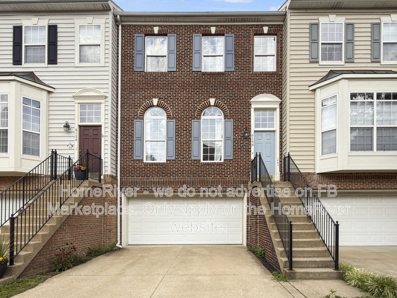 Bright and Inviting 3-Bedroom Townhome in a Cul-de-Sac property image