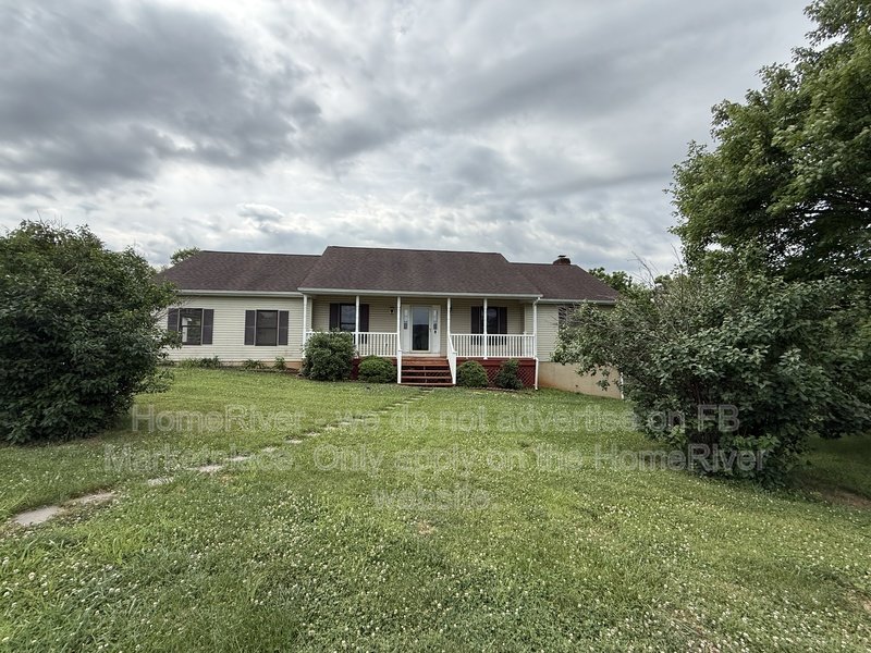 Scenic 3 Bed 2 Bath Rambler On A Farm! property image