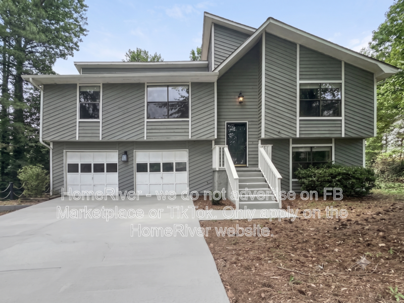 Available Now | Pets Welcome property image