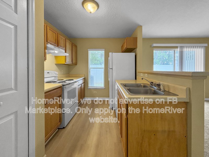 3-BD Townhome | Attached Garage | Prime Location | property image
