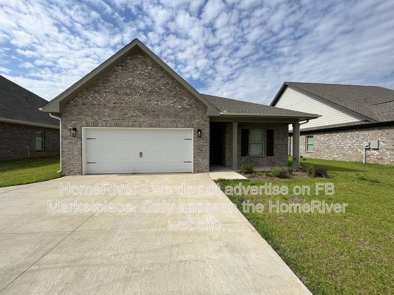 Coming Soon | Pets Welcome | 2 Car Garage property image