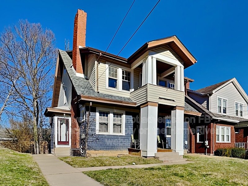 Top Floor Living in The Heart of Bellvue! property image