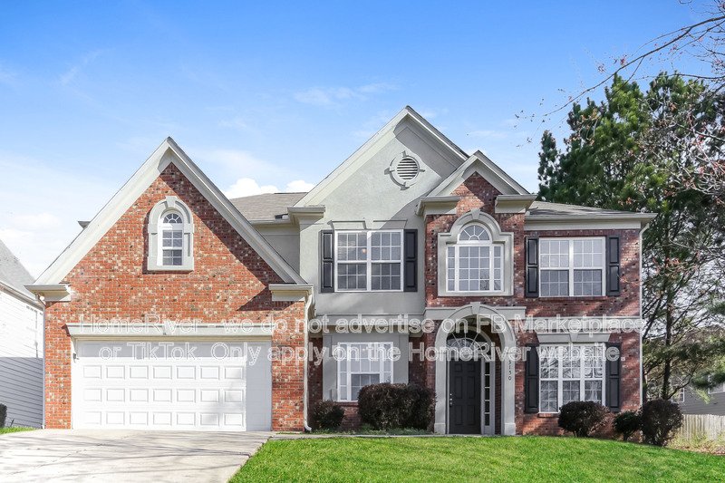 Coming Soon | Pets Welcome | 2 Car Garage property image