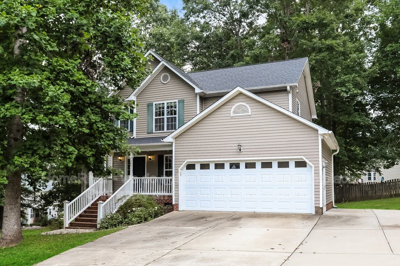 Coming Soon | Pets Welcome property image