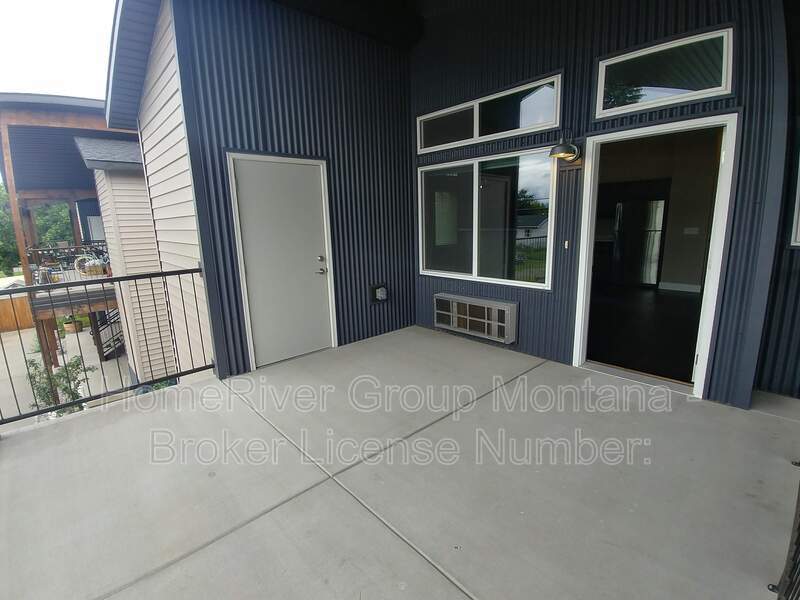 Contemporary Two Bedroom on Northside! property image